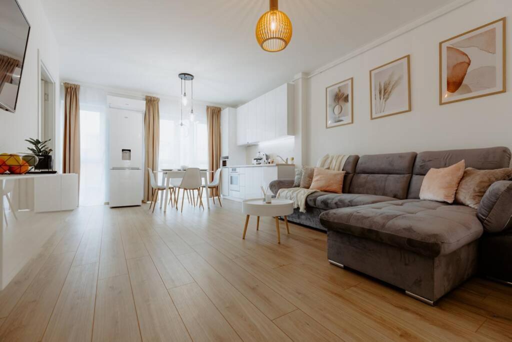 Nest Inn Oasis Residence Baia Mare Exterior foto